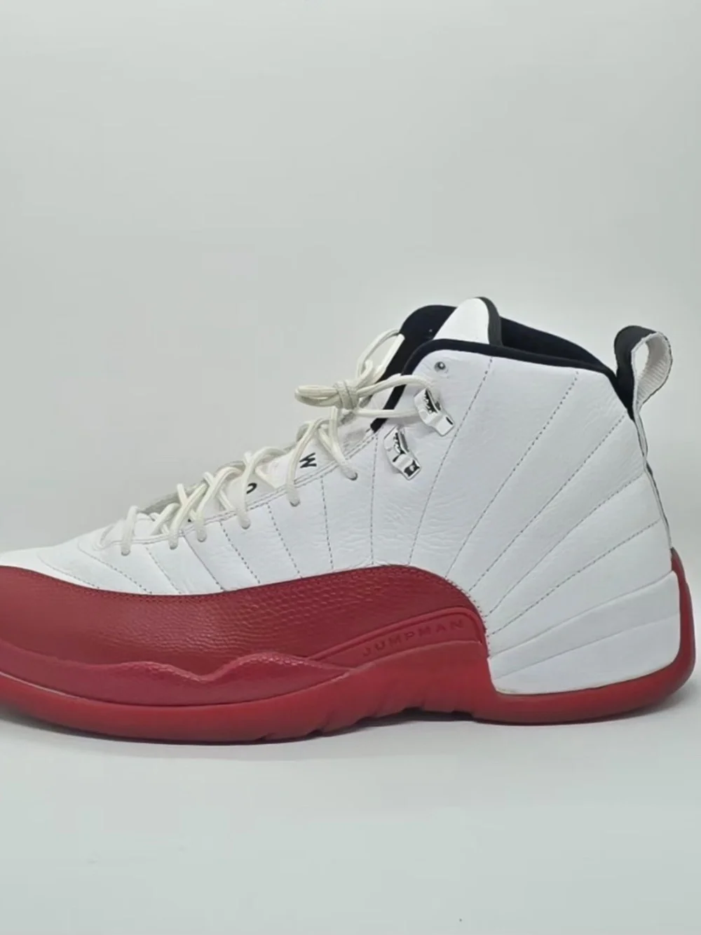 Air Jordan 12 RETROs